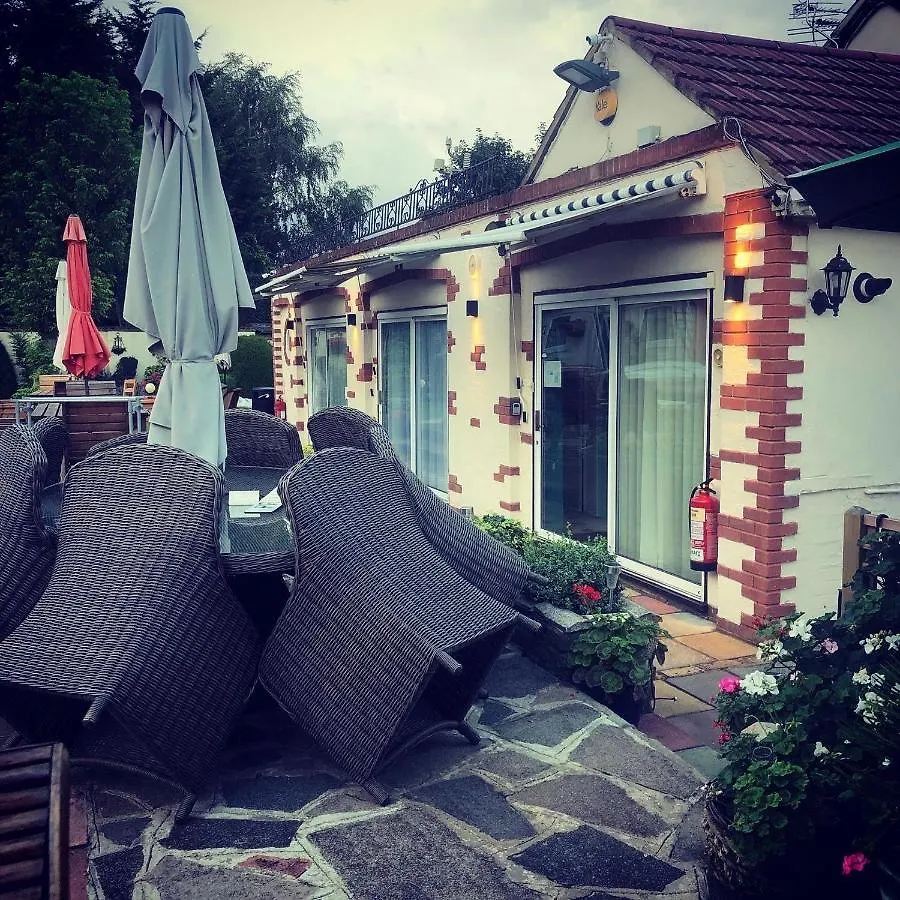 Waterside Bed And Breakfast Hayes  2*, Hayes (Greater London)